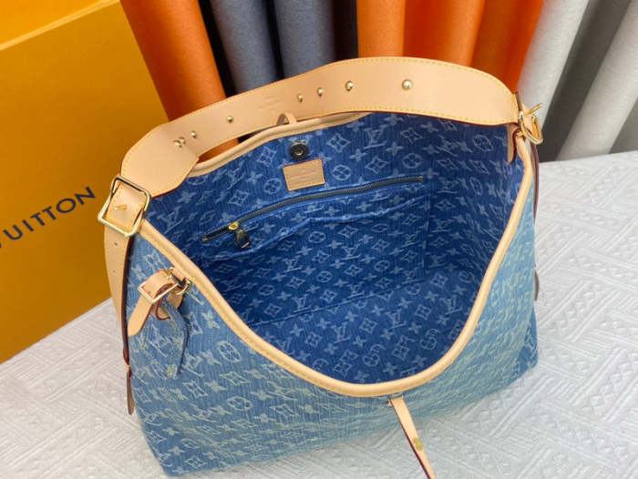 M46855 canvas leather  bag ,5A,size 39x30x15cm, no box, B110-175
