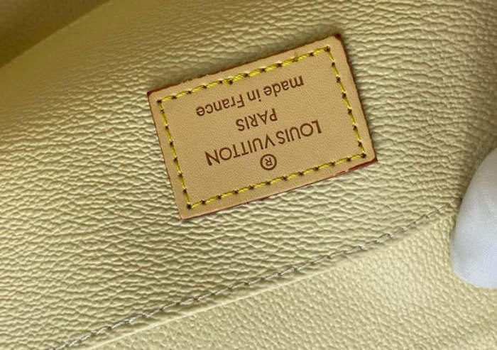 Split leather bag ,AAA , size 24x17x6cm ,no box,  B75-2969-2971