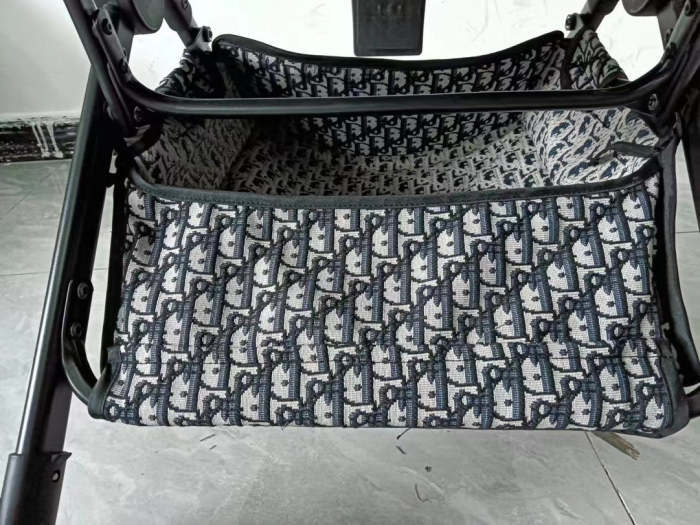 Baby stroller Foldable car for newborns Children go out in strollers，HSE200-2