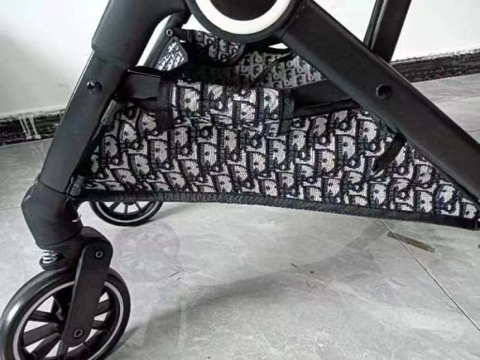 Baby stroller Foldable car for newborns Children go out in strollers，HSE200-2