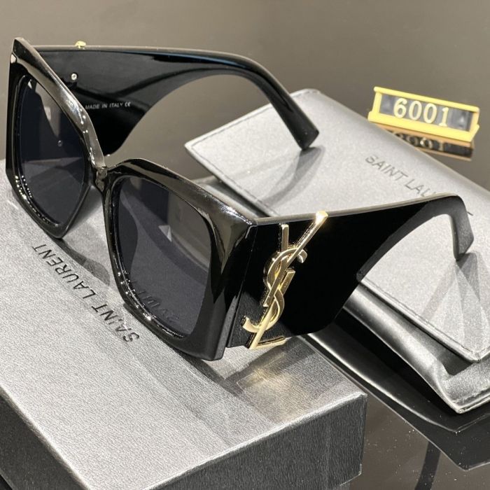 Blue light blocking sunglasses with the box and case ,G25-2566-2571