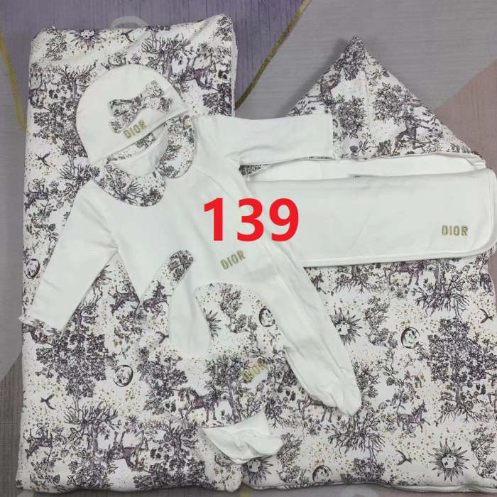 Newborn Baby crawl suit five-piece suit Cloak quilt  set clothes , CL110-139