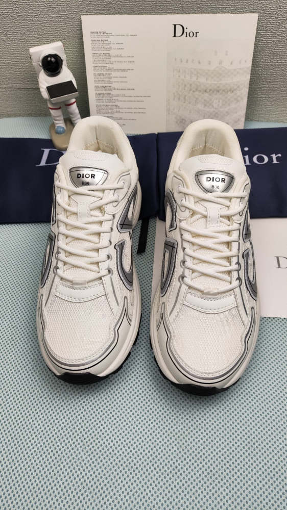 Top Quality Women men flat sneaker shoes,size 35-47, SS110-450