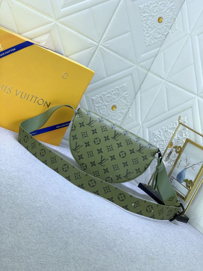 Canvas leather  bag ,5A,size 24.5X16X4.5cm, no box, B110-203