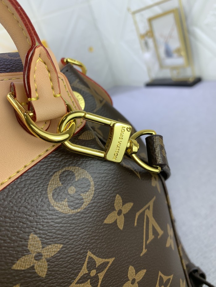 M46932 Canvas leather  bag ,5A,size 21x23x10cm, no box, B110-215