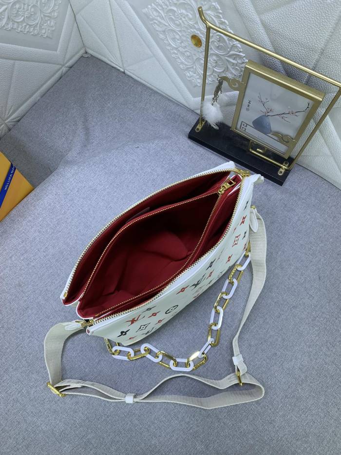 M57793 Canvas leather  bag ,5A,size 26x20x12cm, no box, B110-212