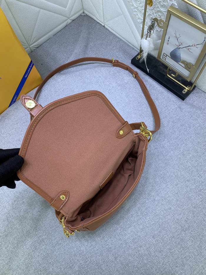 Canvas leather  bag ,5A,size 20x16x7.5cm, no box, B110-200
