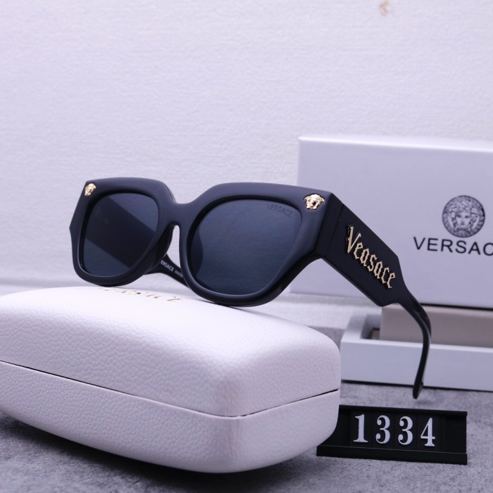 Blue light blocking sunglasses with the box and case ,G25-2612-2616