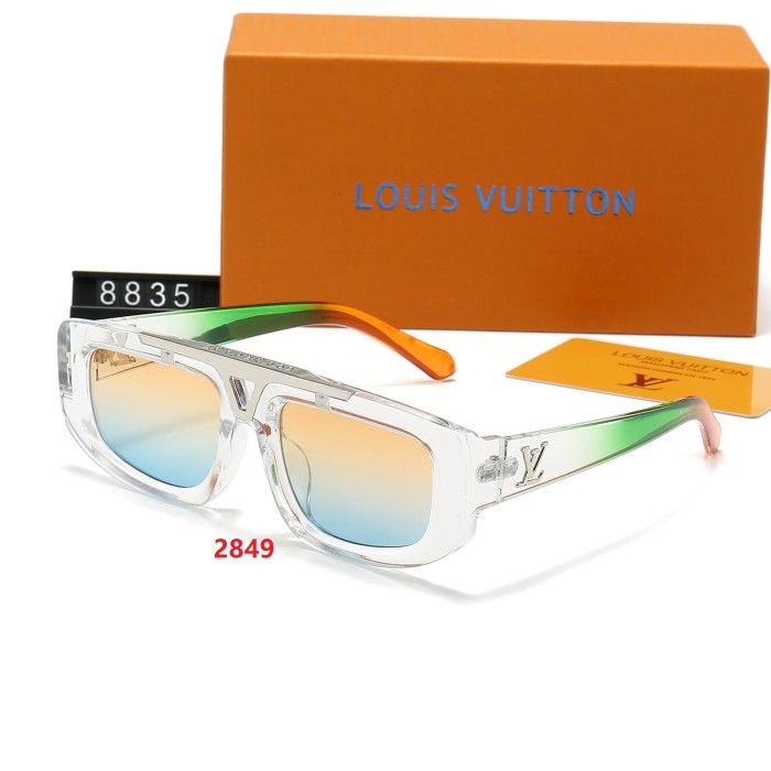 Blue light blocking sunglasses with the box and case ,G25-2842-2850