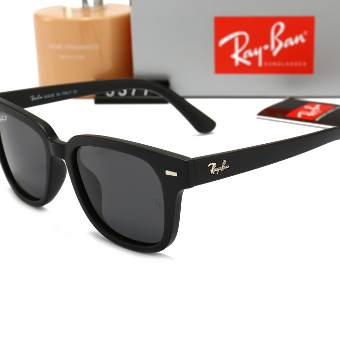 Blue light blocking sunglasses with the box and case ,G25-2805-2811
