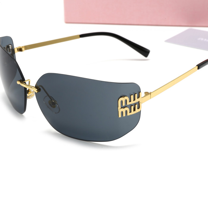 Blue light blocking sunglasses with the box and case ,G25-2873-2879