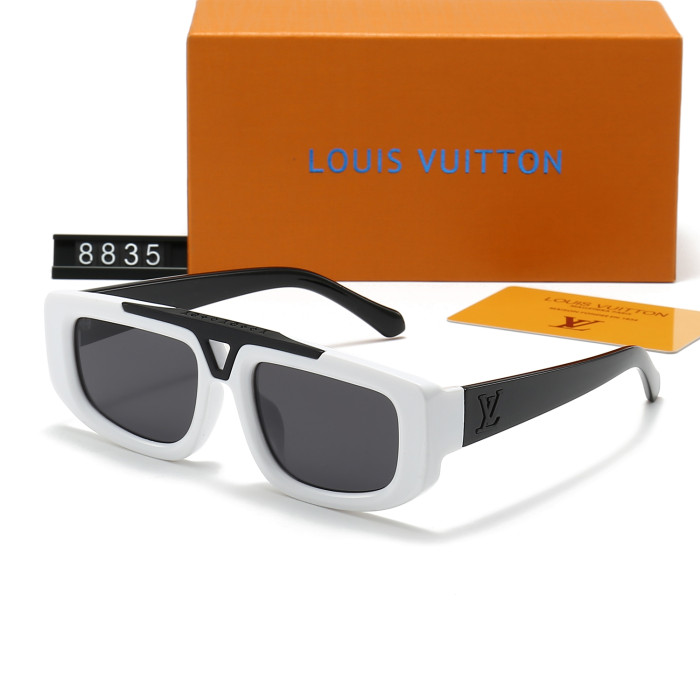 Blue light blocking sunglasses with the box and case ,G25-2842-2850