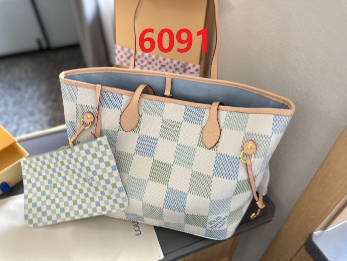 Split Leather  bag ,3A , size 32x28cm ,no box,  B68-6090-6091