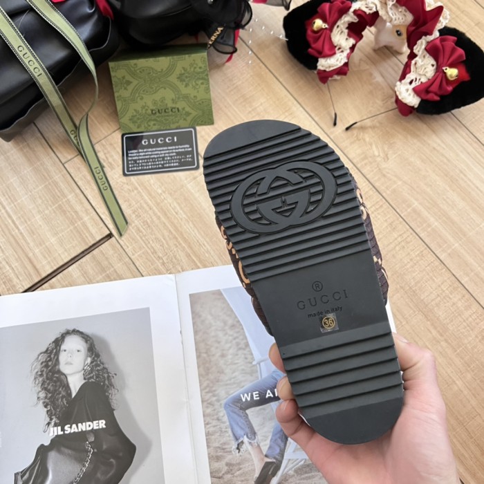 Women men flat slipper shoes,  size 35-44, SS50-1556-1560