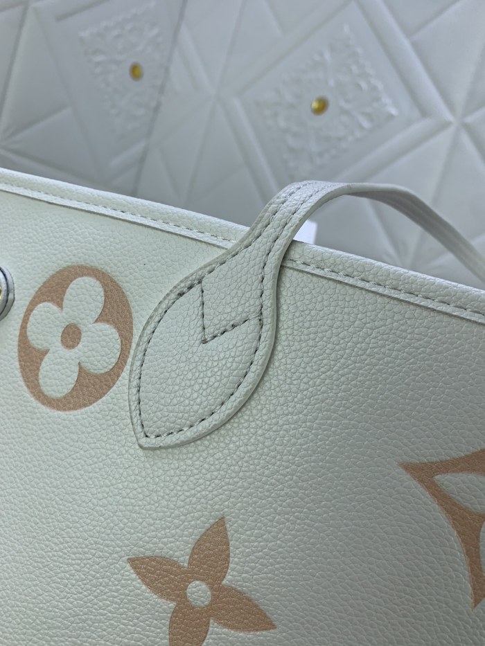 Canvas leather  bag ,5A,size 31x28x14cm, no box, B110-235