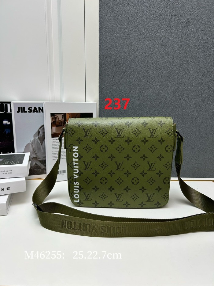 Canvas leather  bag ,5A,size 25X22X7cm, no box, B110-236-237