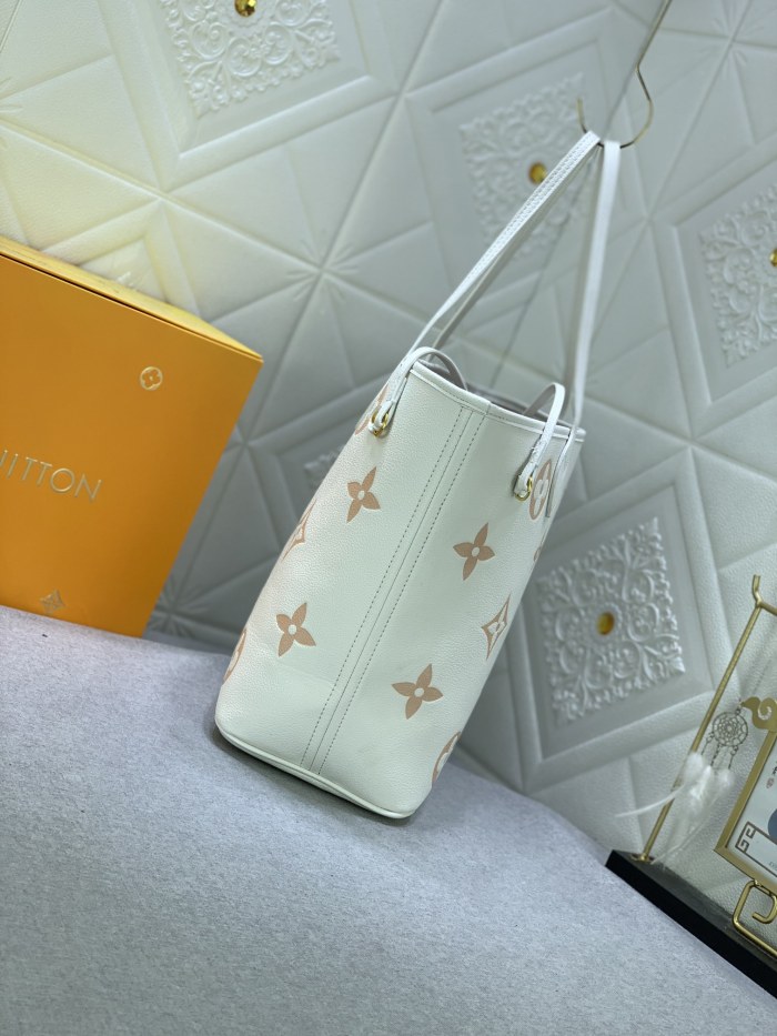 Canvas leather  bag ,5A,size 31x28x14cm, no box, B110-235