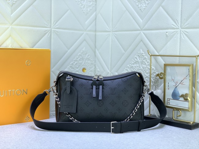 M24132 Canvas leather bag ,5A,size 32x29x13cm, no box, B110-228