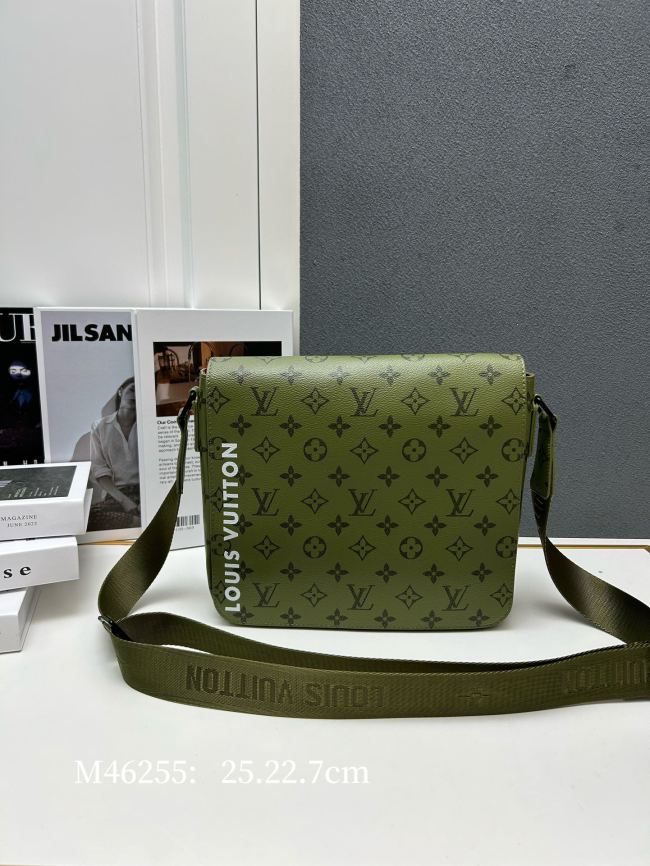 Canvas leather bag ,5A,size 25X22X7cm, no box, B110-236-237