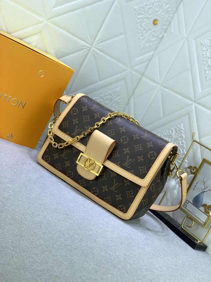 M47149 Canvas leather  bag ,5A,size 28x20x11cm, no box, B110-231