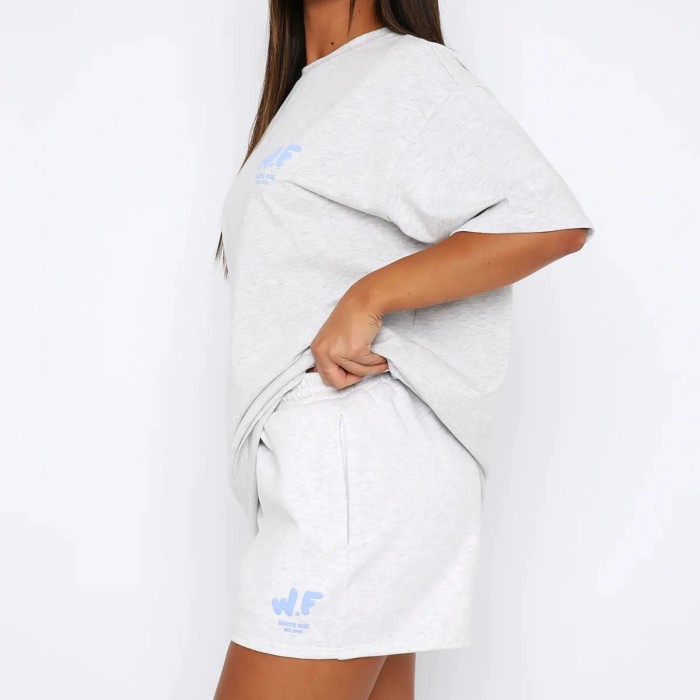 Fashion women T-shirt + shorts , size S-2XL, CL20-444-447