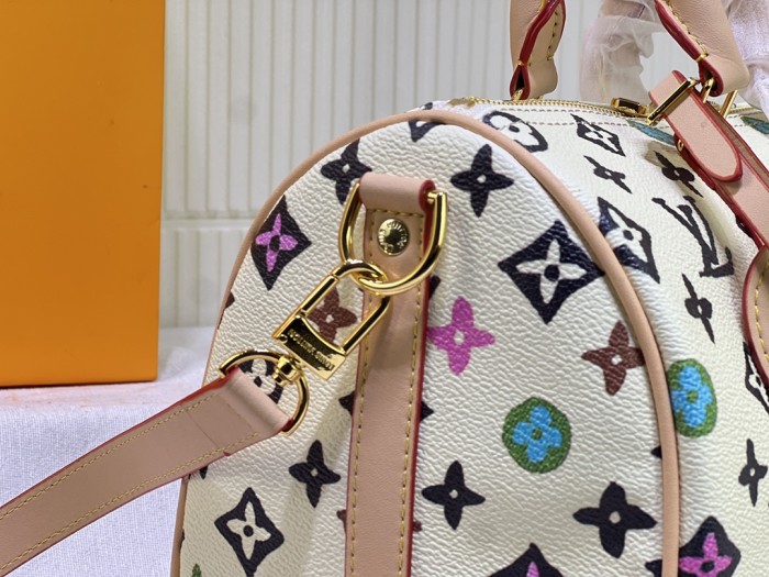 Leather bag ,5A , size 25x15x11cm ,no box,  B88-1771
