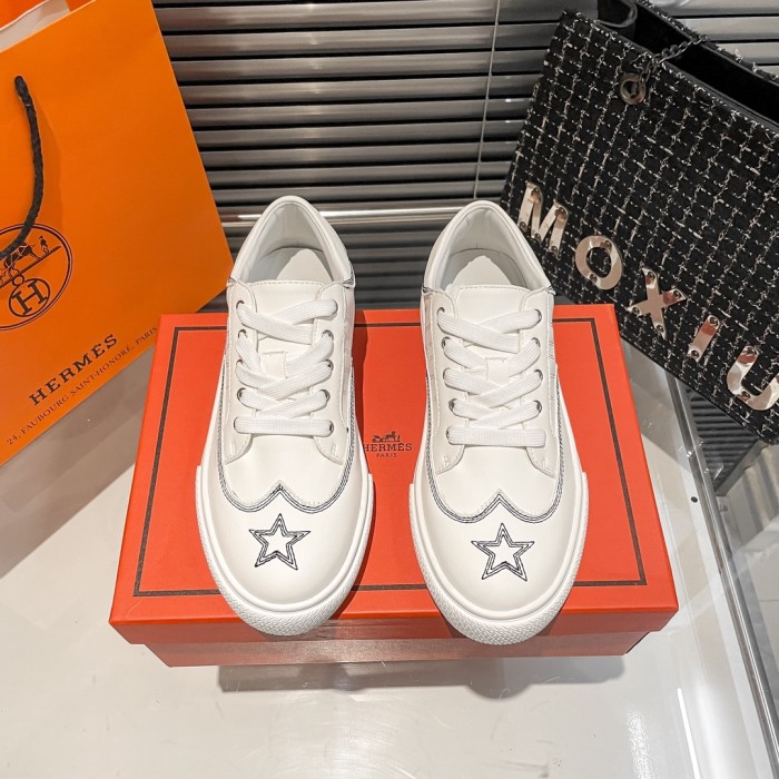 Women runner flat shoes,  size 35-40, SS70-1992-1994