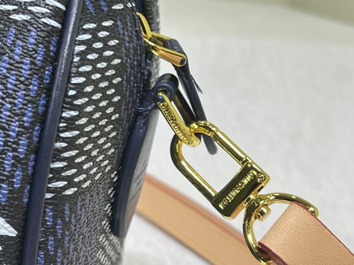 M40611，Leather bag ,5A , size 18x12x10cm ,no box,  B75-2979
