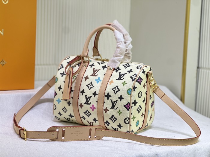 Leather bag ,5A , size 25x15x11cm ,no box,  B88-1771