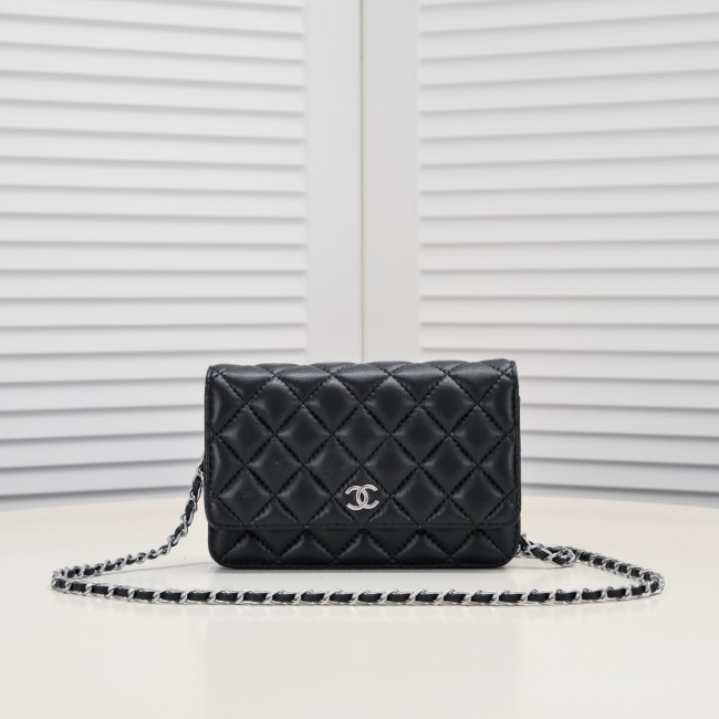Leather bag ,5A , size 19x12x5cm ,no box, B88-1770
