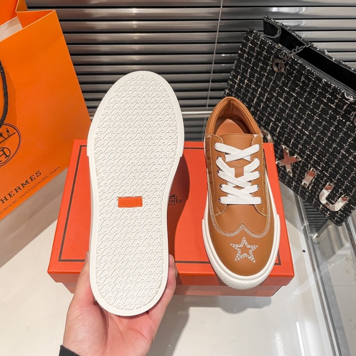 Women runner flat shoes,  size 35-40, SS70-1992-1994
