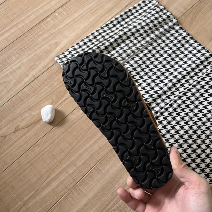 Men women cork vintage beach slippers casual shoes ,with box,size 35-45, SS60-2402-2406