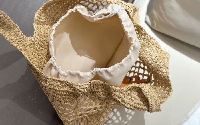 Straw raffia leather bag 3 pieces for set ,3A , size 41x35x5cm and  23X12X5cm and 19x10cm ,no box,  B75-2985