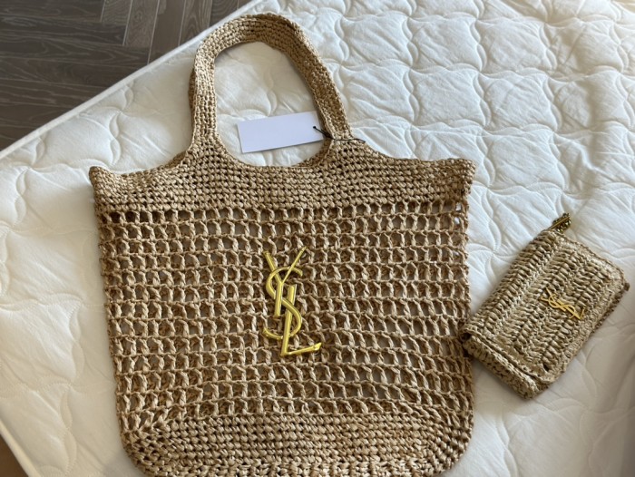 Straw raffia shopping bag mother  beach bag ,4A , size 40x37cm ,no box,  B75-2984