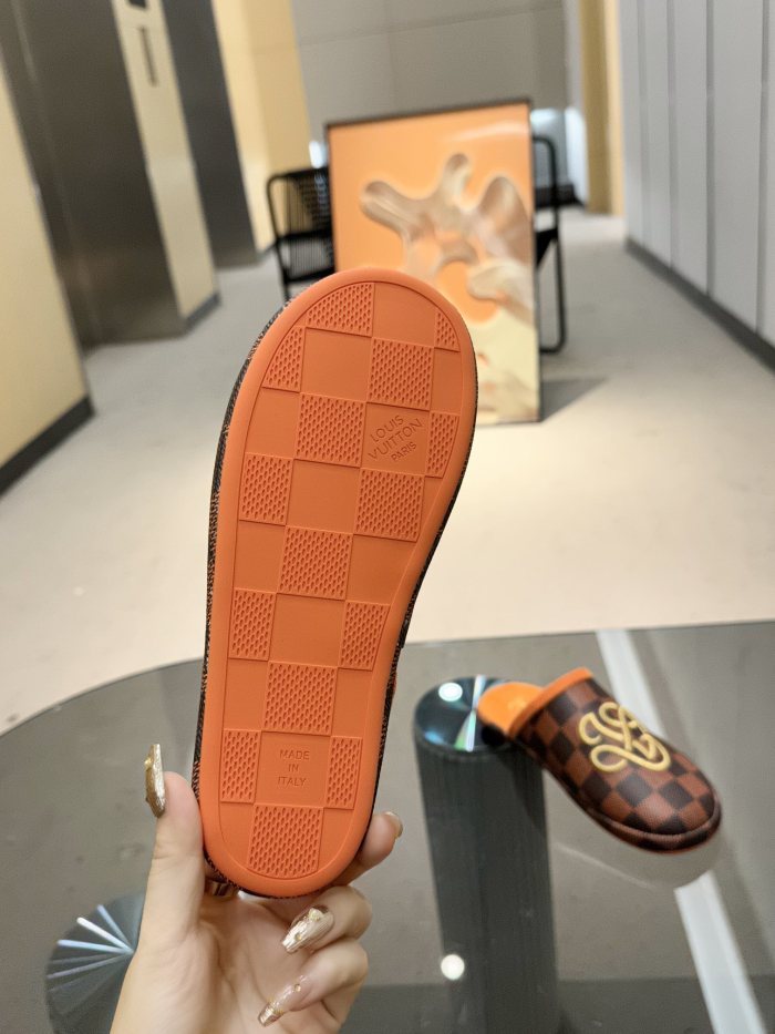 Wowen men leather couple slippers shoes,top quality, size 35-46, SS88-672