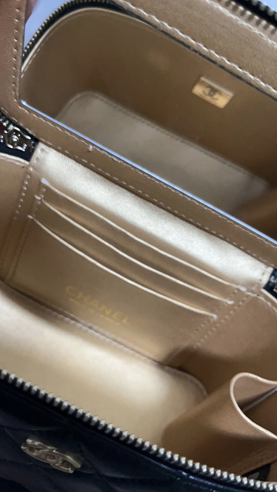Split leather  bag ,4A , size 11x9cm ,with box,  B68-6110-6112