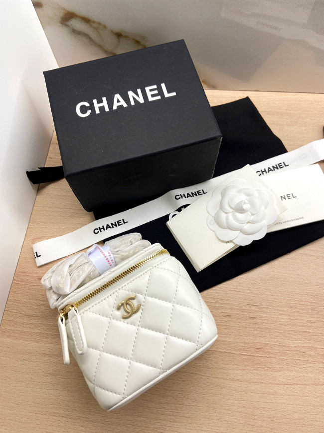 Split leather bag ,4A , size 11x9cm ,with box, B68-6110-6112