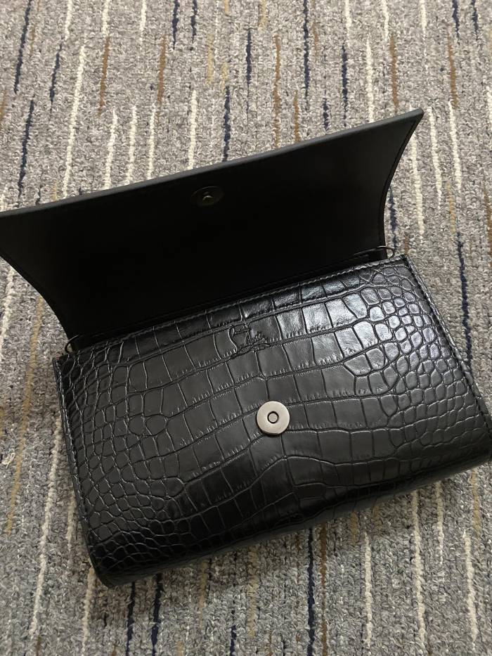 Leather  bag ,5A,size 23.5X6X14cm, no box, B110-256