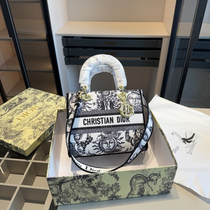 Split leather bag ,4A , size 25x21x8cm,no box,  B88-1790-1792