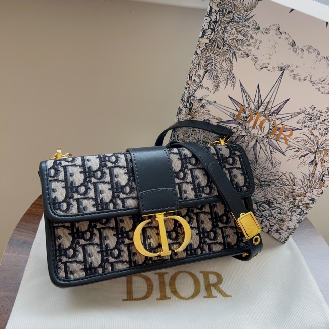 Split leather bag ,3A , size 21cm ,no box, B68-6153