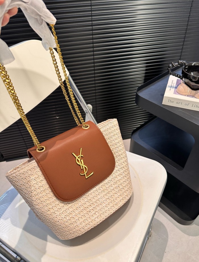 Straw raffia leather bag ,3A , size 22x20cm,no box,  B75-2993-2996