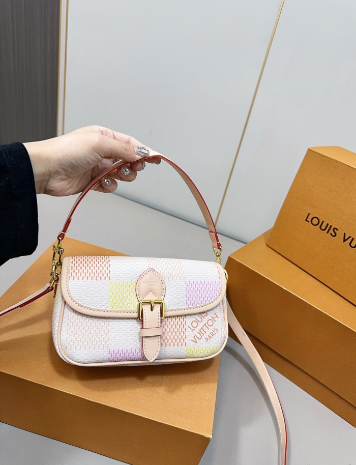 Split leather bag ,3A , size 20x14cm,no box,  B75-3005-3006