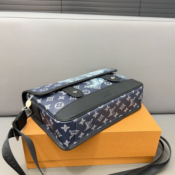 Split leather bag ,3A , size 29x20cm,no box,  B75-3017
