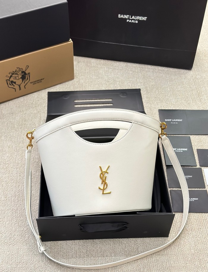 Split leather bag ,3A ,size 20x15cm,no box,  B75-3026-3027