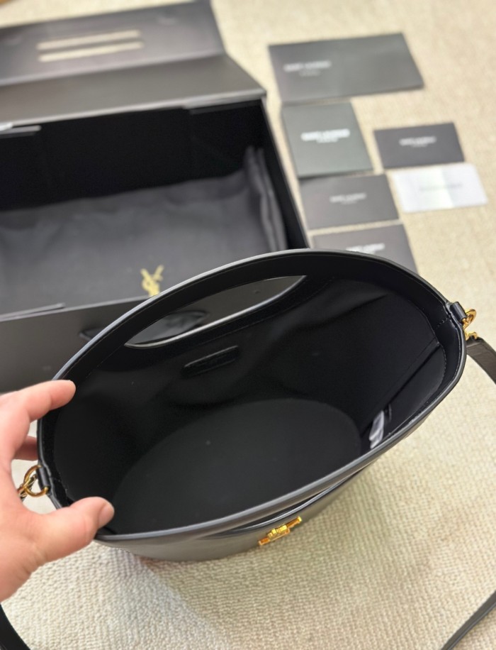 Split leather bag ,3A ,size 20x15cm,no box,  B75-3026-3027