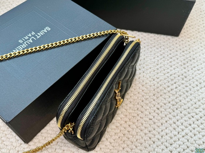 Split leather bag ,3A , size 20x11cm,no box,  B75-2999