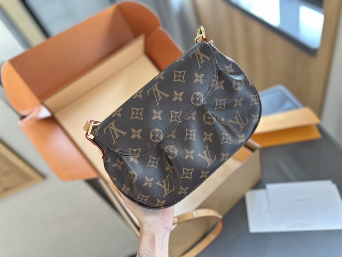 Split leather bag ,3A ,size 27x18x3cm,no box,  B75-3025
