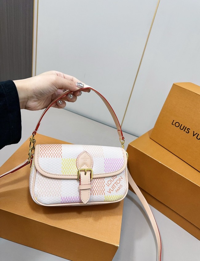 Split leather bag ,3A , size 20x14cm,no box, B75-3005-3006