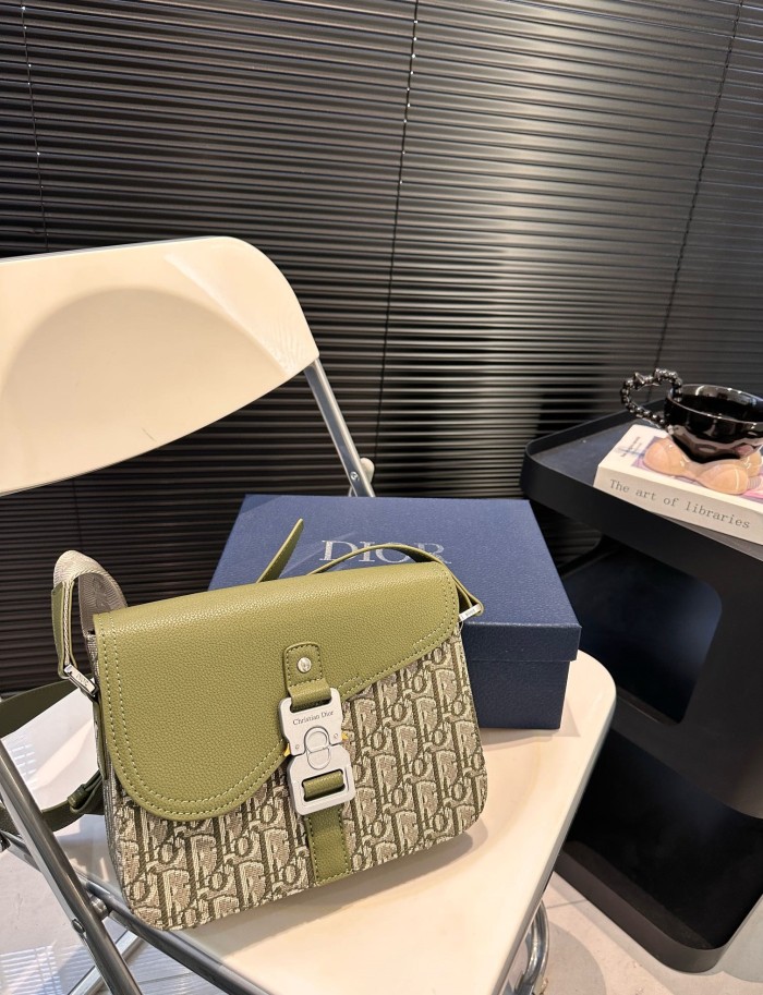 Split leather bag ,3A ,size 23x18cm,no box,  B75-3043