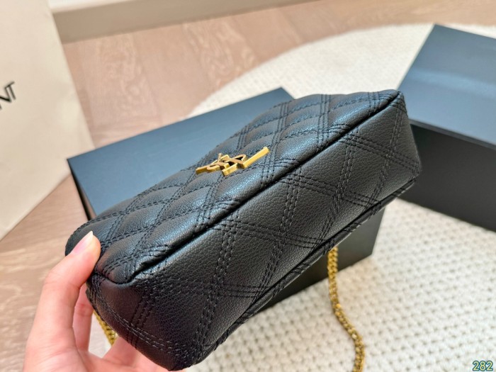 Split leather bag ,3A , size 20x11cm,no box,  B75-2999